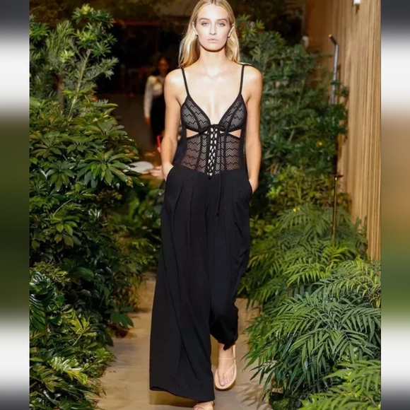 Patbo Corset Crepe Black Jumpsuit - Picture 5 of 15